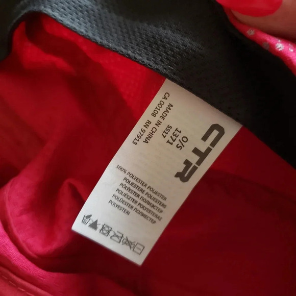 *CTR running hat,  NWOT pink with silver reflecting dots, o/s - Picture 4 of 4